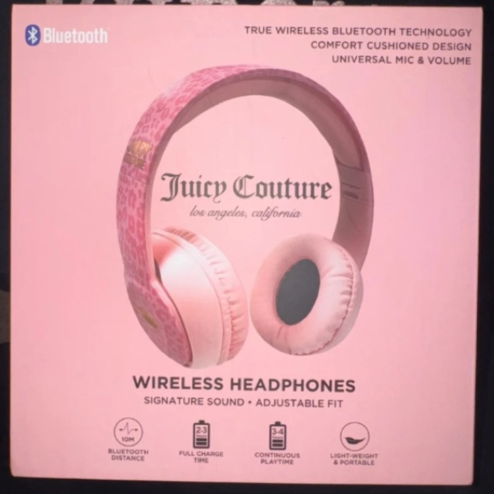 JUICY COUTURE PINK LEOPARD PRINT WIRELESS AND RECHARGEABLE HEADPHONES 💗